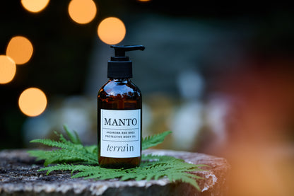 MANTO Protective Body Oil With Andiroba and Breu Branco